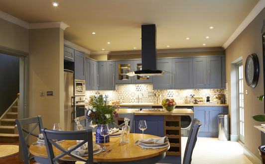 Yew Tree Apartment